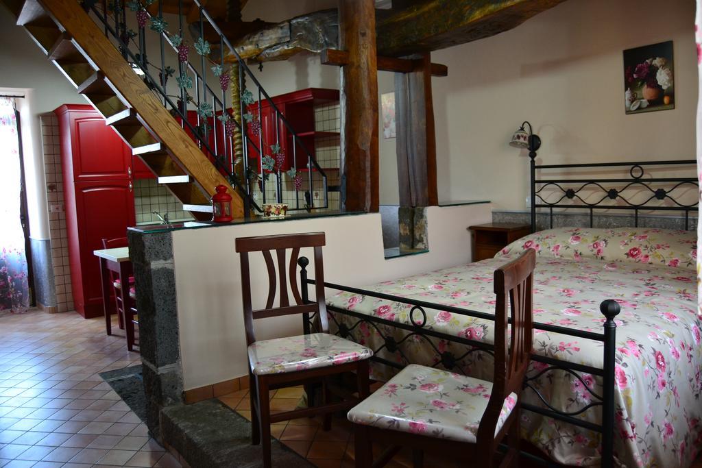 Agriturismo Dolcetna SantʼAlfio Chambre photo